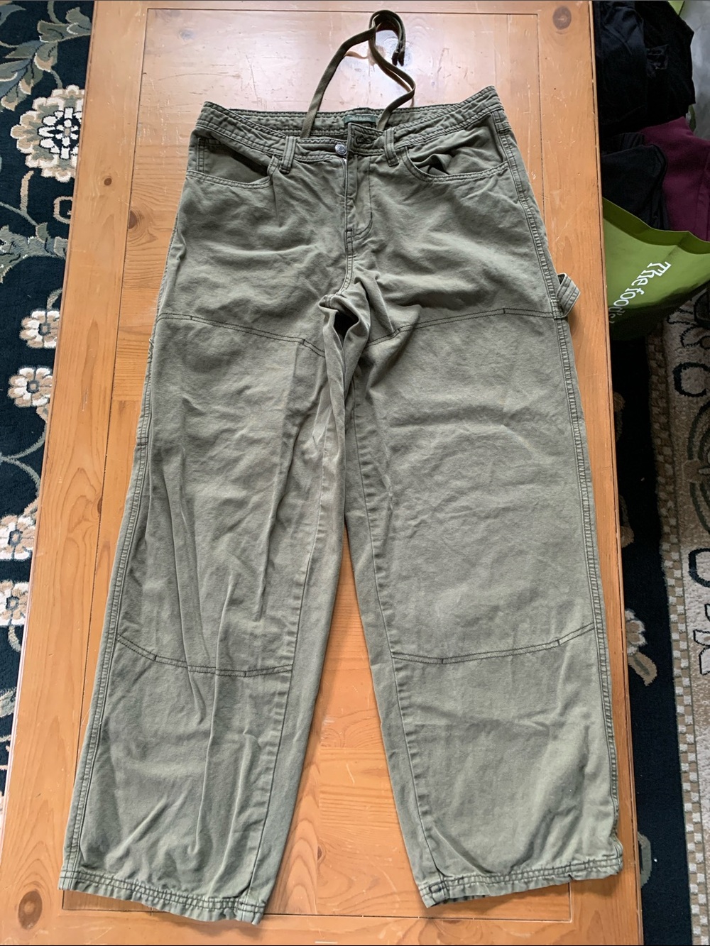 wild fable Women's Cargo Pants in Olive Green